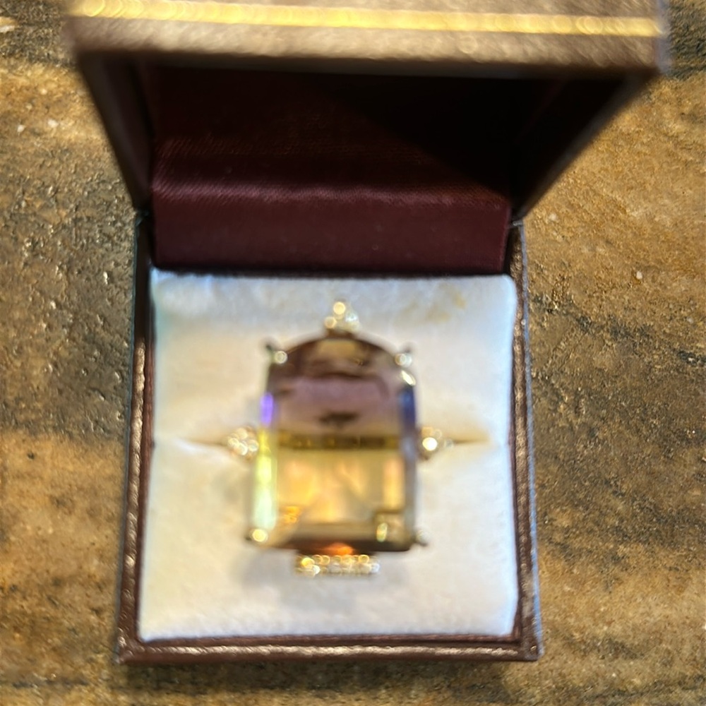 Amertine gemstone, and diamond stamped 14 karat gold size 6 1/2 ring